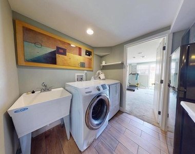 8902 Blue Grass Road - Photo Thumbnail 16