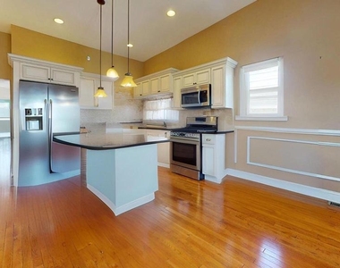 8902 Blue Grass Road - Photo Thumbnail 46