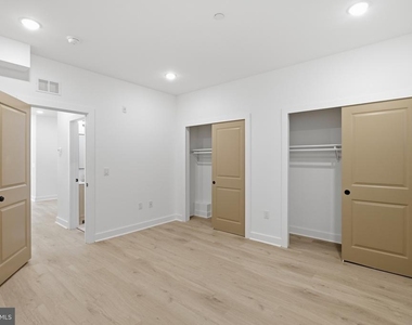 2322 N 5th Street - Photo Thumbnail 9
