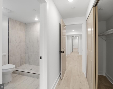 2322 N 5th Street - Photo Thumbnail 14