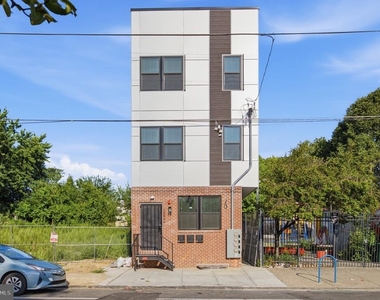 2322 N 5th Street - Photo Thumbnail 21