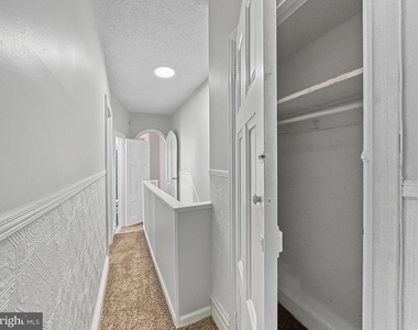 2023 N Gratz Street - Photo Thumbnail 12