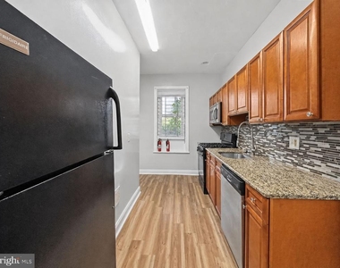 2023 N Gratz Street - Photo Thumbnail 4