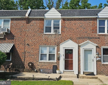 1521 W End Drive - Photo Thumbnail 1