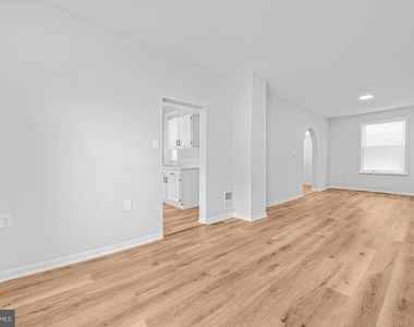 253 Beech Street - Photo Thumbnail 6