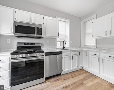 253 Beech Street - Photo Thumbnail 4