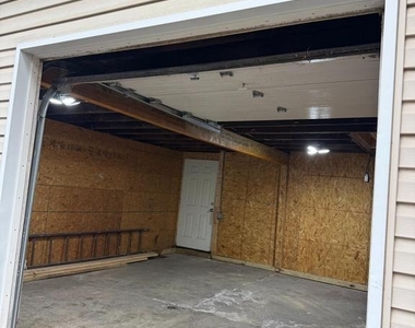 392 W Broad Street - Photo Thumbnail 2