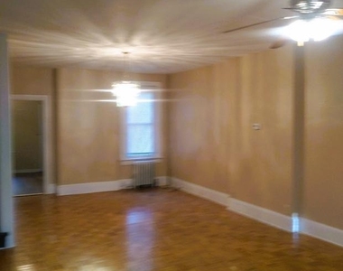 507 Noble Street - Photo Thumbnail 3