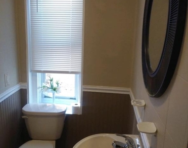 507 Noble Street - Photo Thumbnail 7