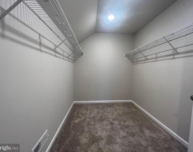 300 Harrison Avenue - Photo Thumbnail 20