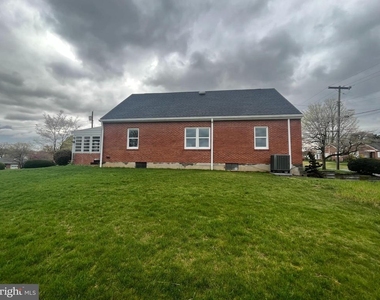 300 Harrison Avenue - Photo Thumbnail 31