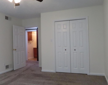 102 Park Street - Photo Thumbnail 12