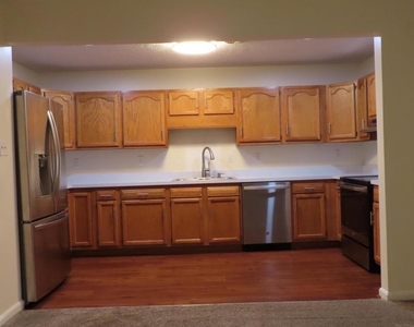 102 Park Street - Photo Thumbnail 8