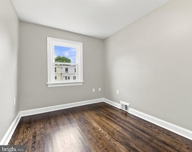 712 S Penn Street - Photo Thumbnail 8