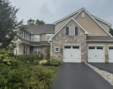 1204 Derry Lane - Photo Thumbnail 17