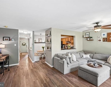 184 Victoria Court - Photo Thumbnail 5