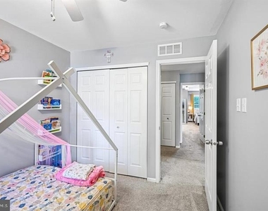 184 Victoria Court - Photo Thumbnail 20