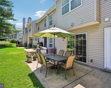 184 Victoria Court - Photo Thumbnail 21