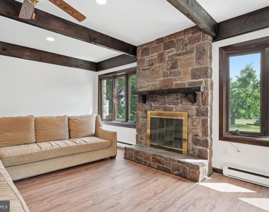612 Bustleton Pike - Photo Thumbnail 5