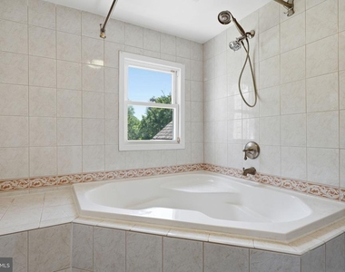 612 Bustleton Pike - Photo Thumbnail 16