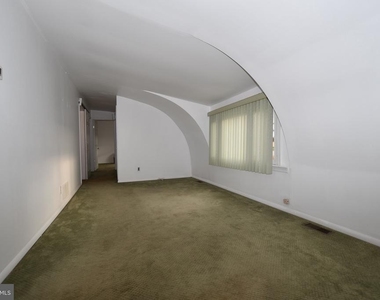 50 Palatine Road - Photo Thumbnail 4