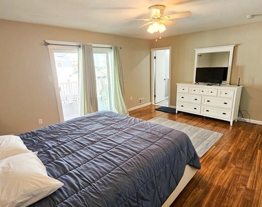 702 Newell Avenue - Photo Thumbnail 44