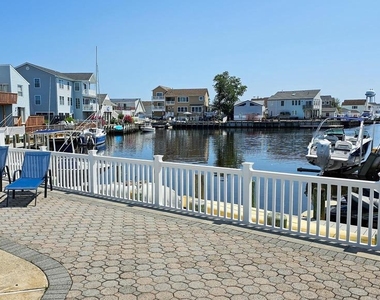 702 Newell Avenue - Photo Thumbnail 55