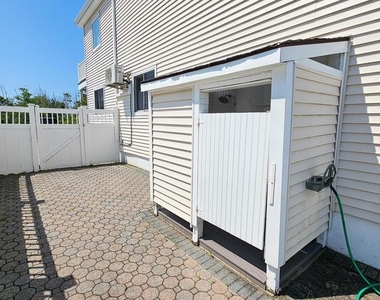 702 Newell Avenue - Photo Thumbnail 54