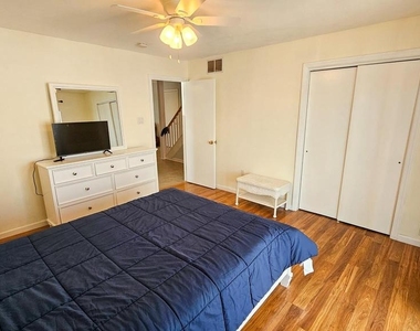 702 Newell Avenue - Photo Thumbnail 38