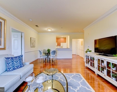 100 Middlesex Boulevard - Photo Thumbnail 10