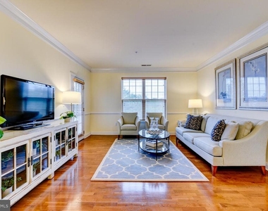 100 Middlesex Boulevard - Photo Thumbnail 8