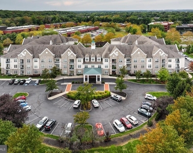 100 Middlesex Boulevard - Photo Thumbnail 1