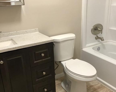 144 Hargrove Avenue - Photo Thumbnail 11