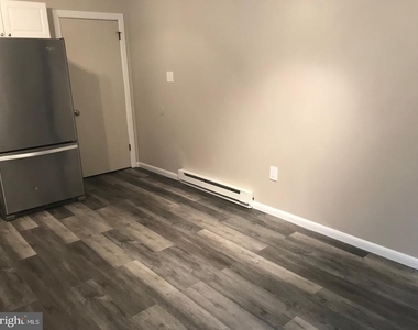 144 Hargrove Avenue - Photo Thumbnail 5