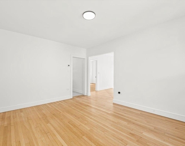 430 Cinnaminson Avenue - Photo Thumbnail 16