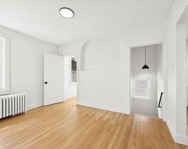 430 Cinnaminson Avenue - Photo Thumbnail 13