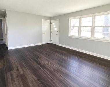719 Jefferson Street - Photo Thumbnail 8