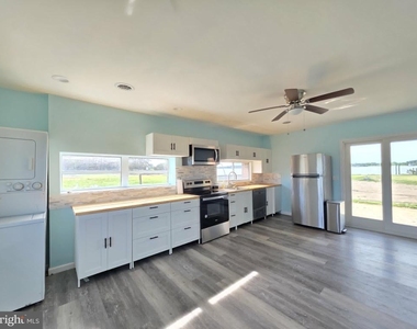 22931 Steele Drive - Photo Thumbnail 10