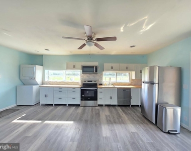 22931 Steele Drive - Photo Thumbnail 12