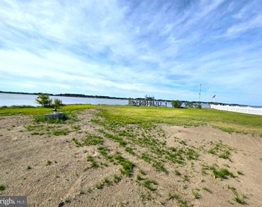 22931 Steele Drive - Photo Thumbnail 44