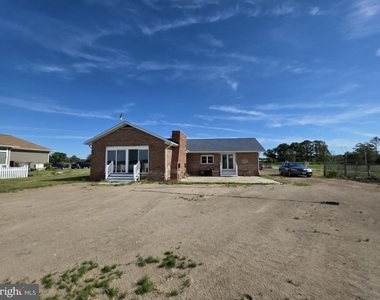 22931 Steele Drive - Photo Thumbnail 8