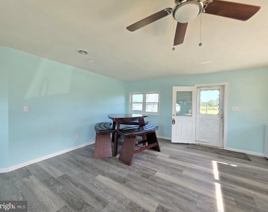 22931 Steele Drive - Photo Thumbnail 14