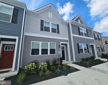 1410 Sugarplum Lane - Photo Thumbnail 1