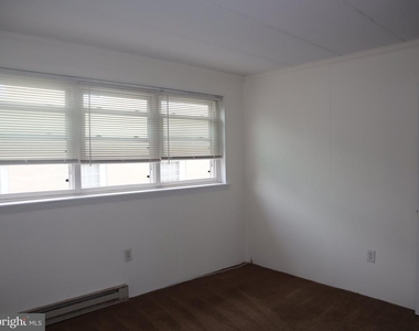 319 Camden Avenue - Photo Thumbnail 12