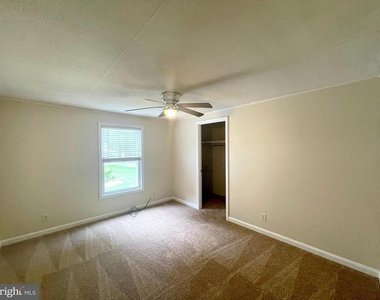 39819 Lady Baltimore Avenue - Photo Thumbnail 8