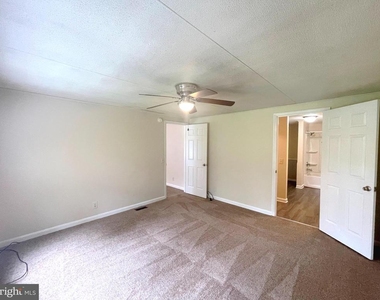 39819 Lady Baltimore Avenue - Photo Thumbnail 14