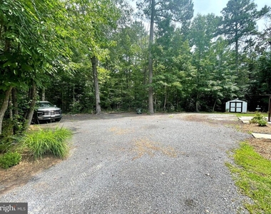 39819 Lady Baltimore Avenue - Photo Thumbnail 24