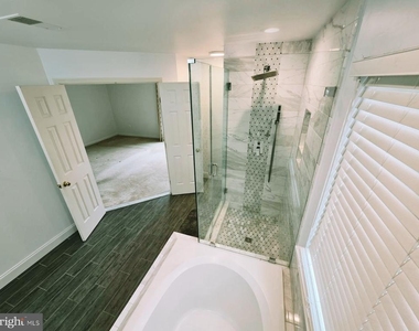 17204 Sumac Court - Photo Thumbnail 31