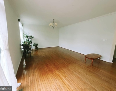 17204 Sumac Court - Photo Thumbnail 8