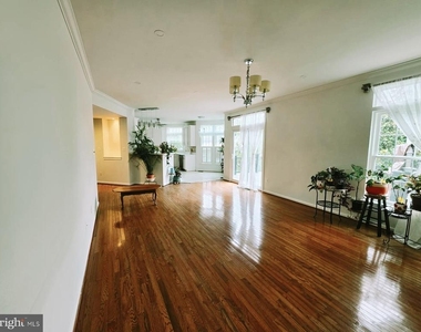 17204 Sumac Court - Photo Thumbnail 9